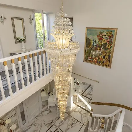 Domaine La Corniche Bed & Breakfast