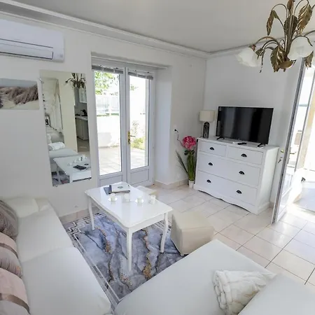 Domaine La Corniche 4* Bayon