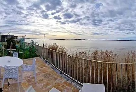 Domaine La Corniche Bed & Breakfast